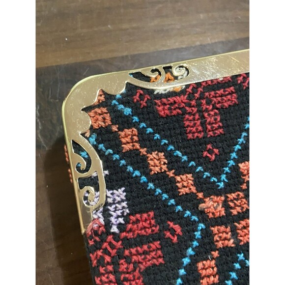 Vintage-Style Geometric Embroidered Folk Art Wallet Clutch Dividers Gold Rim - Picture 2 of 11